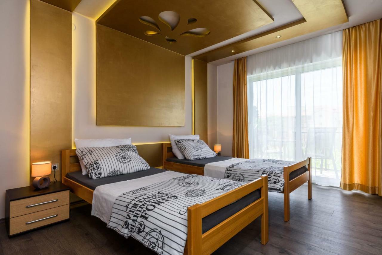 Apartments Lara - Split Croatia Bagian luar foto