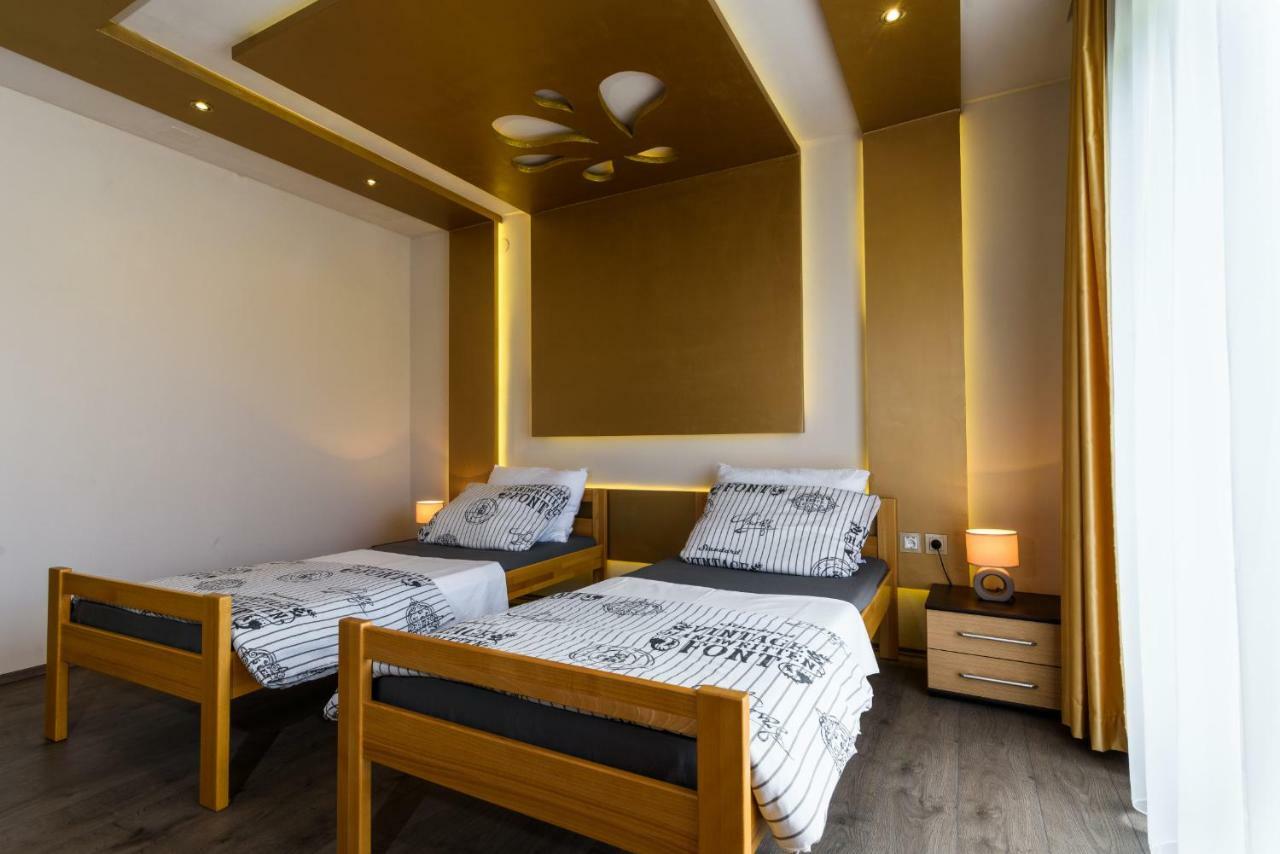 Apartments Lara - Split Croatia Bagian luar foto